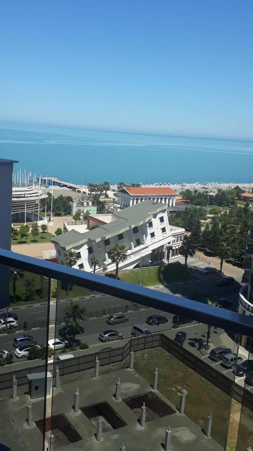 باتومي Apartment On Sherif Khimshiashvili Street 15B المظهر الخارجي الصورة