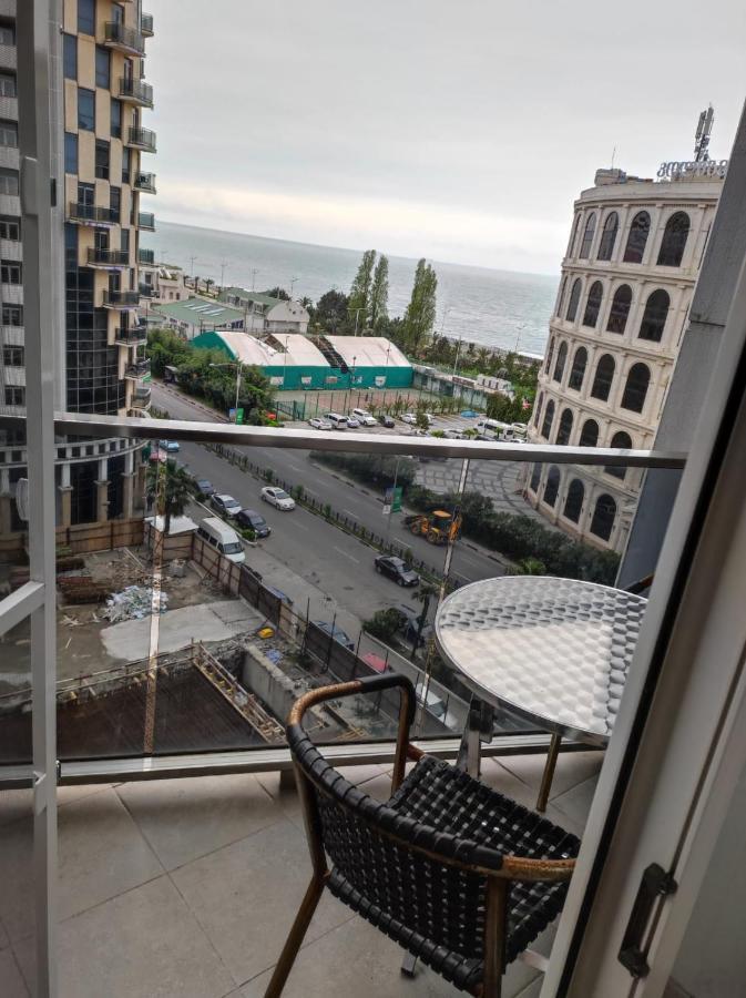 باتومي Apartment On Sherif Khimshiashvili Street 15B المظهر الخارجي الصورة