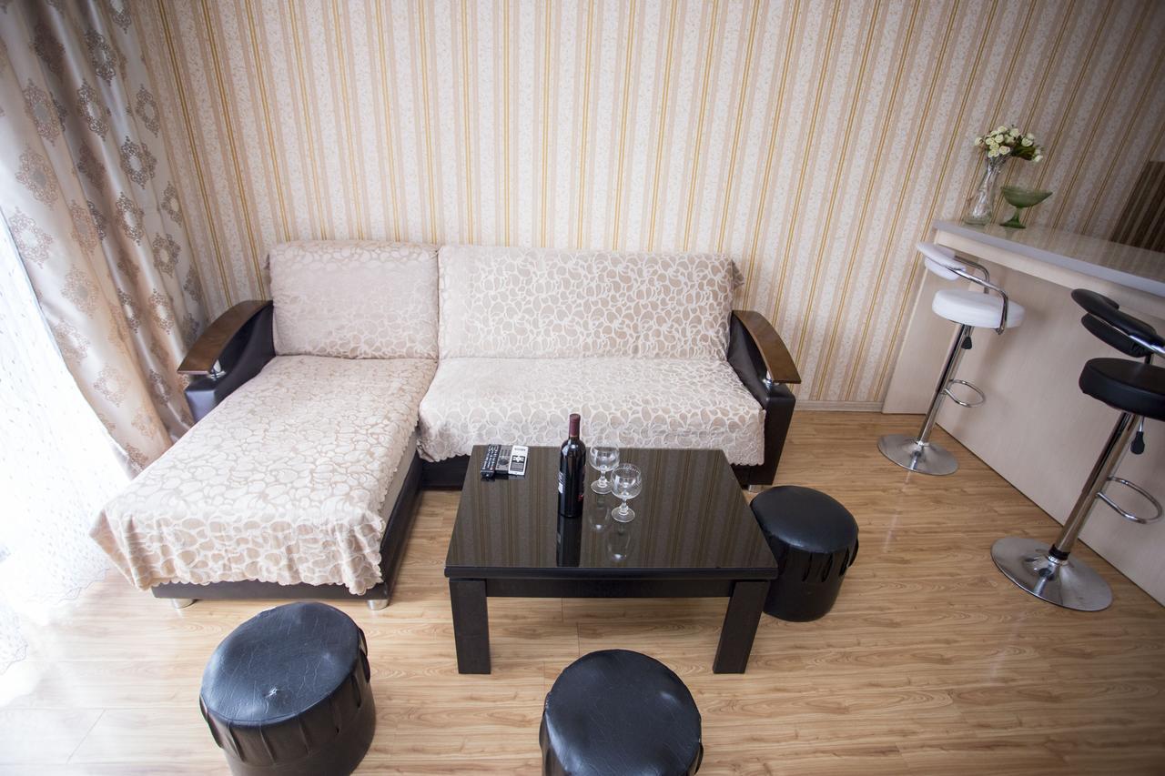 باتومي Apartment On Sherif Khimshiashvili Street 15B المظهر الخارجي الصورة